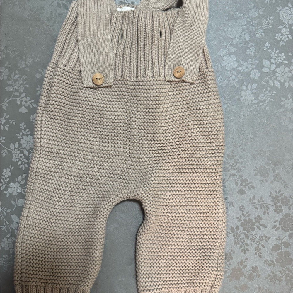 Zara Cream Knit Baby Overalls with Button Straps